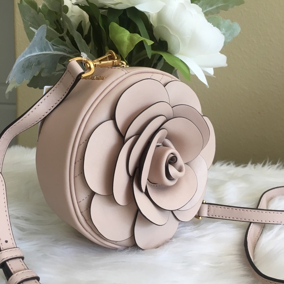 Sale ❗️Michael Kors vivianne flower Crossbody Bag - Picture 3 of 8